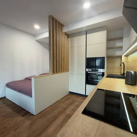 Aura & Terminal & Hron Apartmán Banska Bystrica